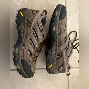 Merrell Men’s Moab 2 GTX Hiking shoe